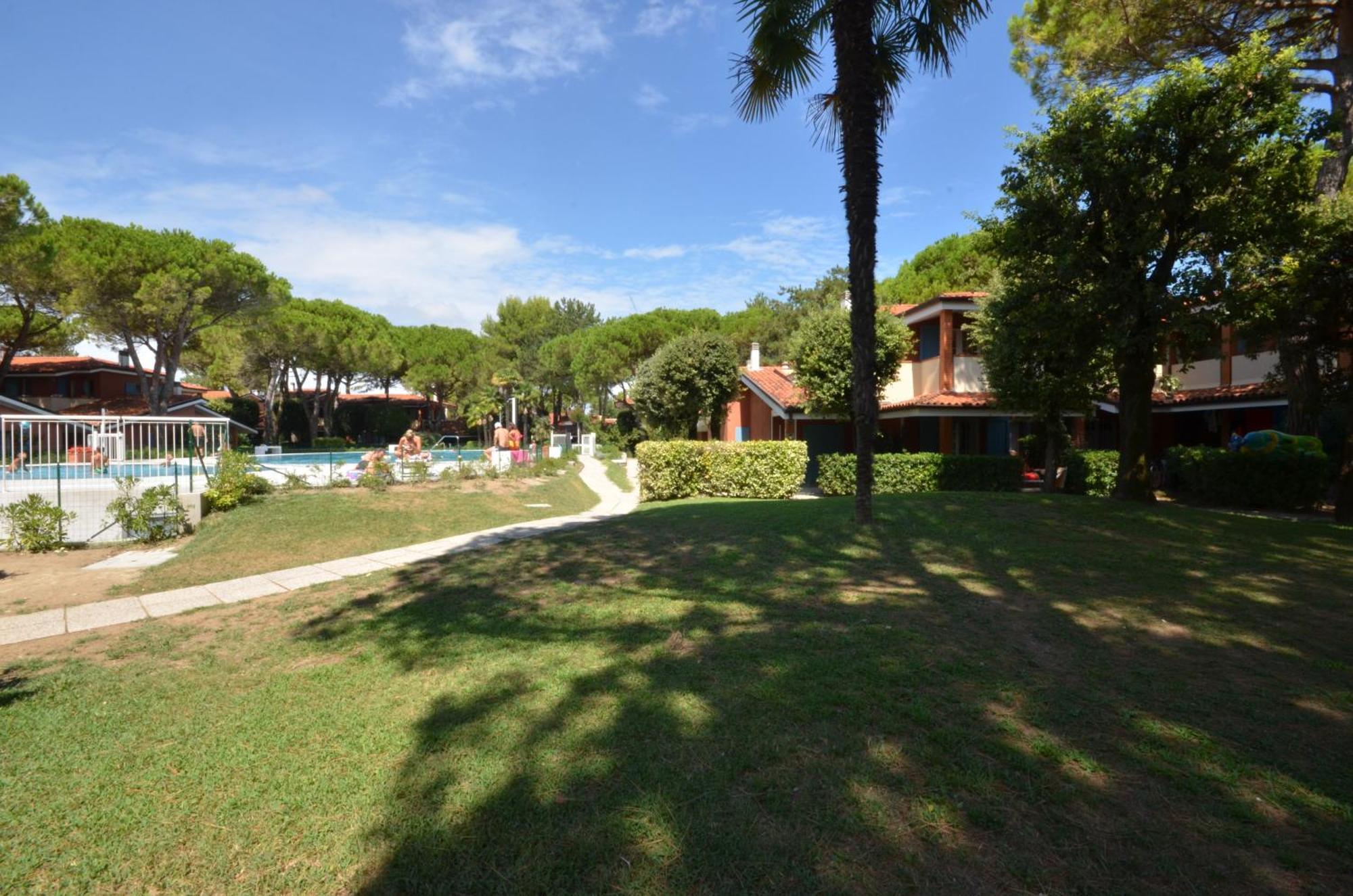 Villaggio Euro Residence Club Bibione Exterior foto