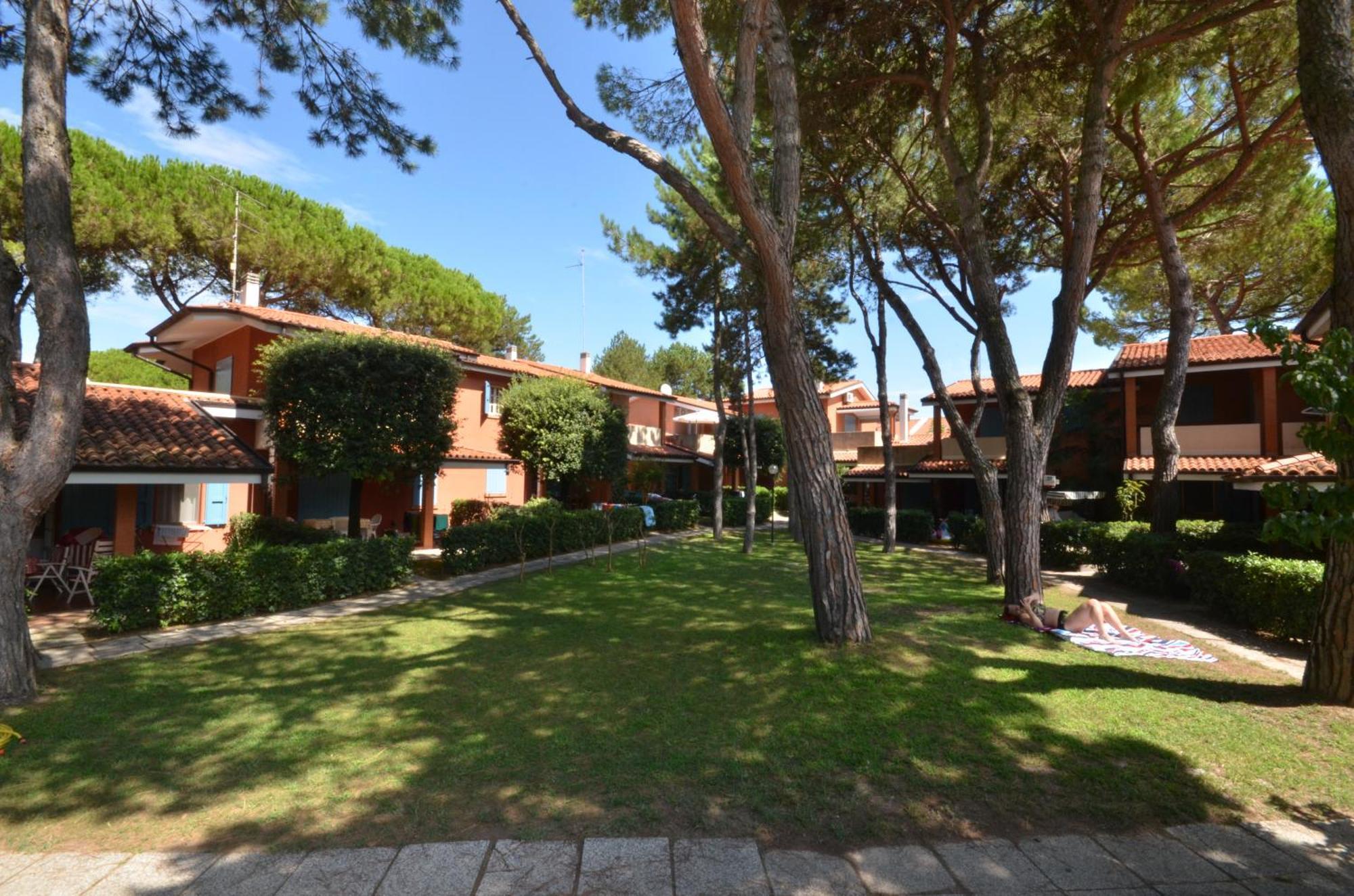 Villaggio Euro Residence Club Bibione Exterior foto